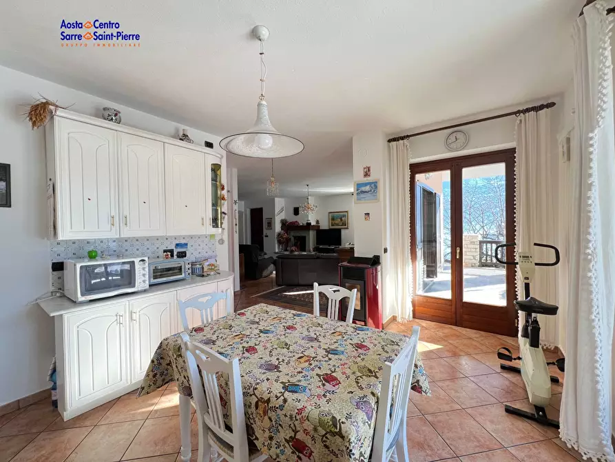 Immagine 9 di Villa in vendita  in Via Delle Betulle a Aosta