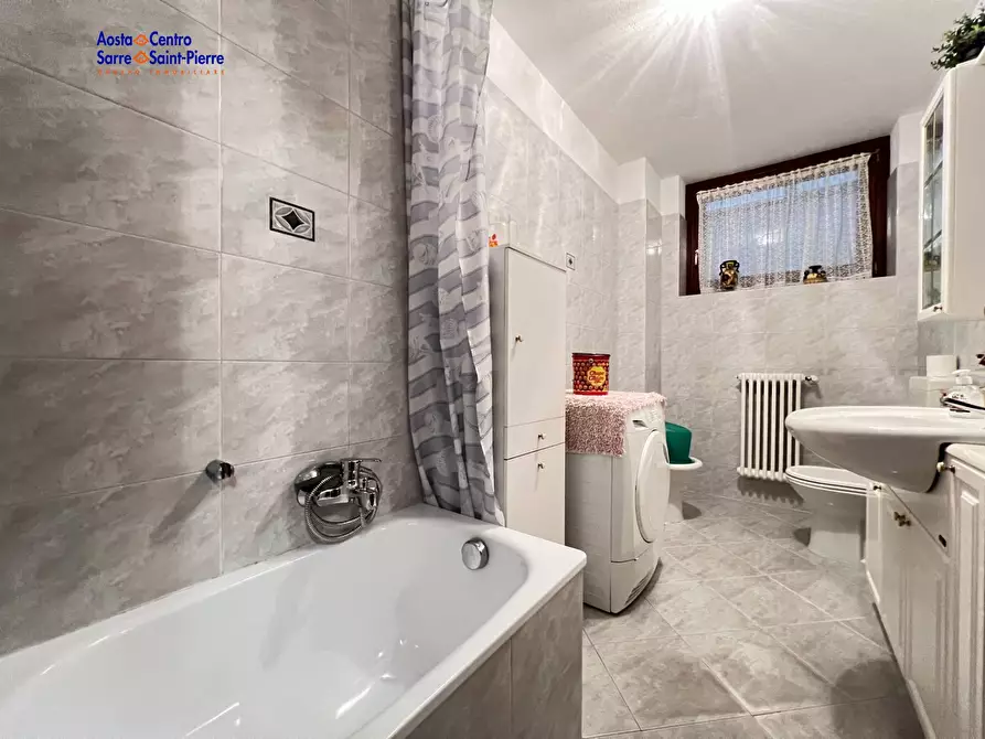 Immagine 19 di Villa in vendita  in Via Delle Betulle a Aosta