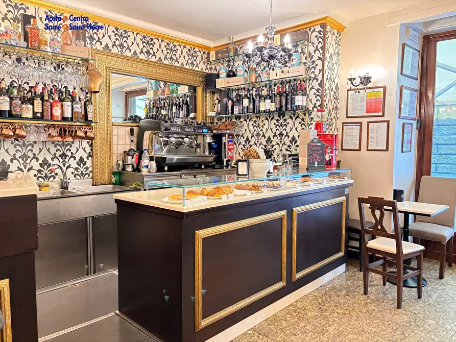 Immagine 6 di Attività commerciale in vendita  in Via de Tillier a Aosta