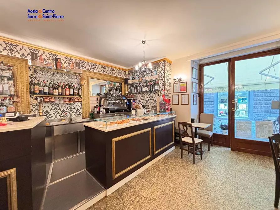 Immagine 7 di Attività commerciale in vendita  in Via de Tillier a Aosta