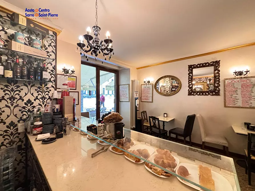 Immagine 9 di Attività commerciale in vendita  in Via de Tillier a Aosta