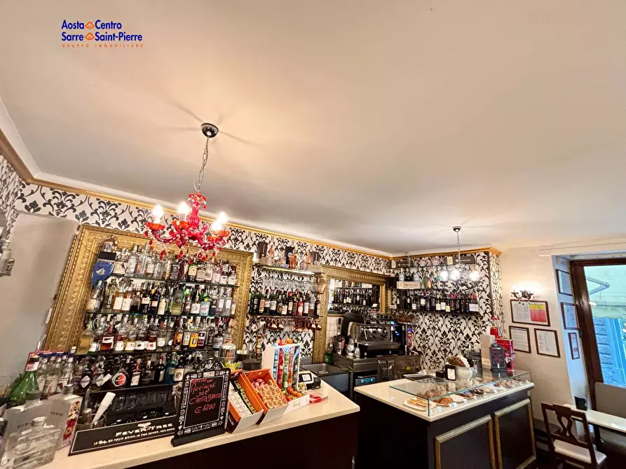 Immagine 8 di Attività commerciale in vendita  in Via de Tillier a Aosta
