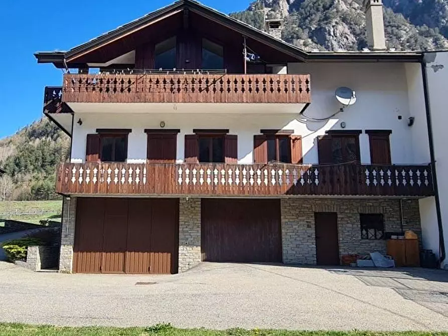 Immagine 16 di Appartamento in vendita  in Route Chenoz a Pre'-Saint-Didier