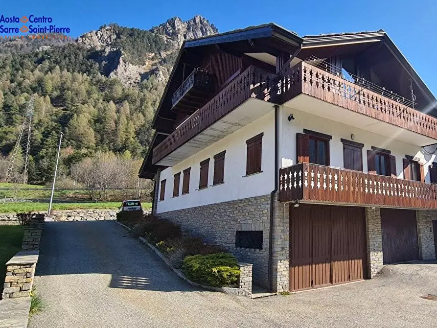 Immagine 17 di Appartamento in vendita  in Route Chenoz a Pre'-Saint-Didier