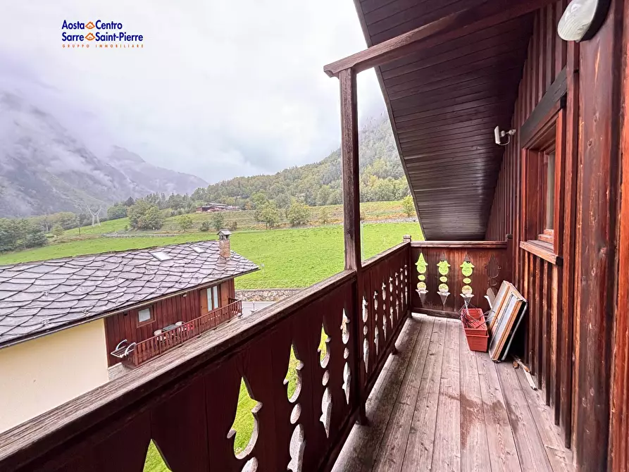 Immagine 5 di Appartamento in vendita  in Route Chenoz a Pre'-Saint-Didier