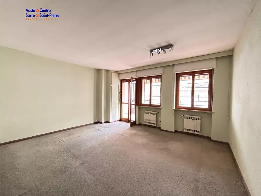 Immagine 11 di Attico in vendita  in Via Losanna a Aosta