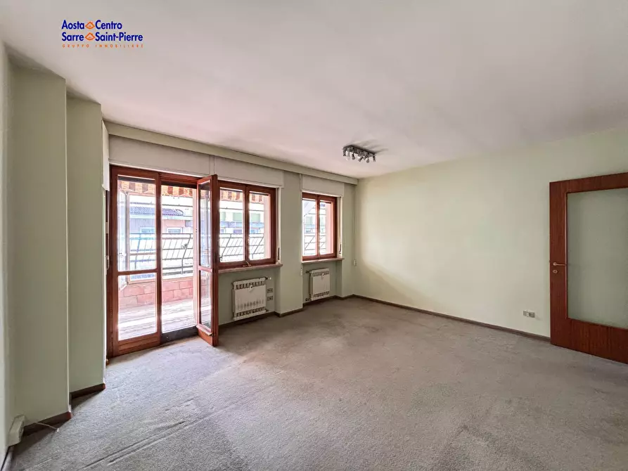 Immagine 12 di Attico in vendita  in Via Losanna a Aosta