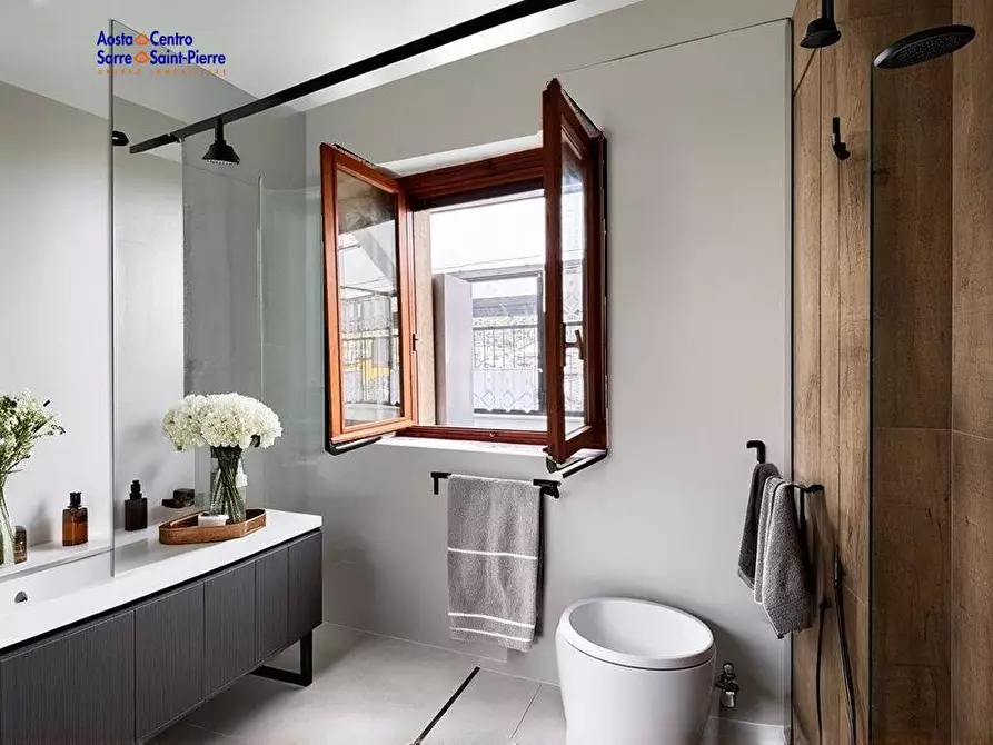 Immagine 5 di Attico in vendita  in Via Losanna a Aosta