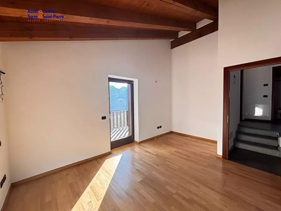 Immagine 12 di Villa in vendita  in Frazione Fontaine a Quart