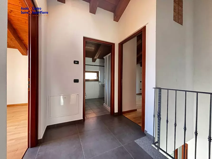 Immagine 16 di Villa in vendita  in Frazione Fontaine a Quart