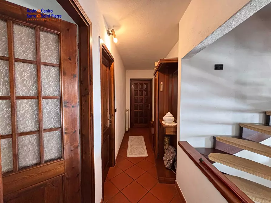 Immagine 2 di Villa in vendita  in Villaggio Argnod a Quart