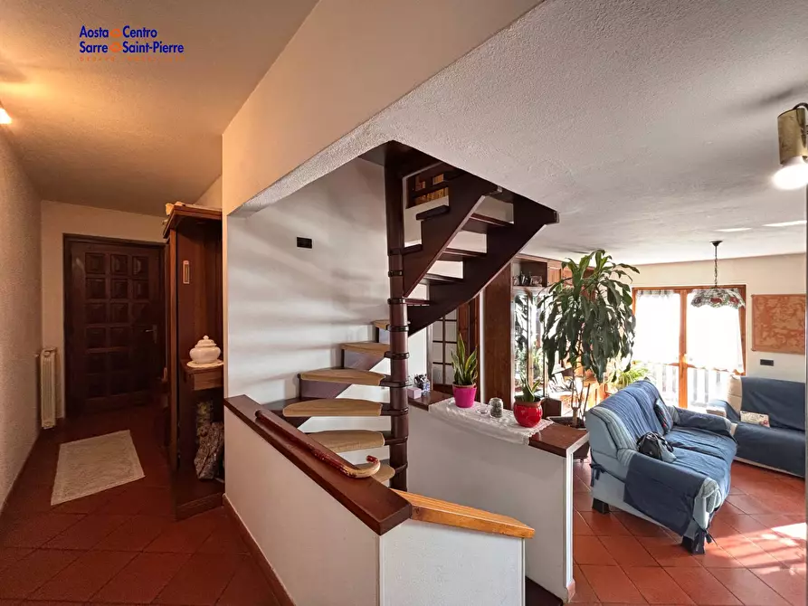 Immagine 14 di Villa in vendita  in Villaggio Argnod a Quart