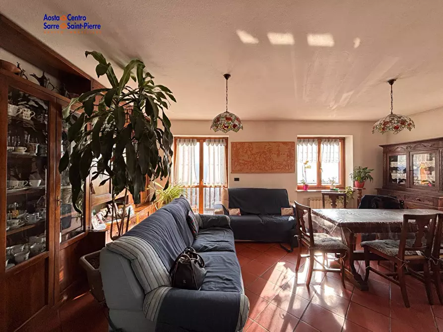 Immagine 5 di Villa in vendita  in Villaggio Argnod a Quart