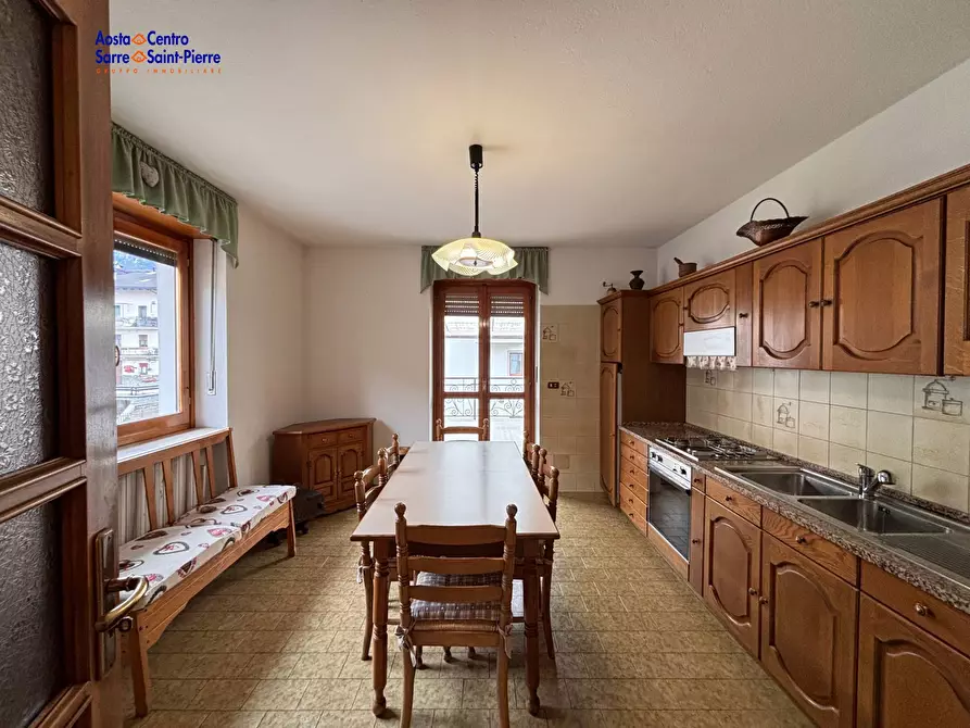 Immagine 3 di Casa indipendente in vendita  in Frazione Clos Savin a Aymavilles