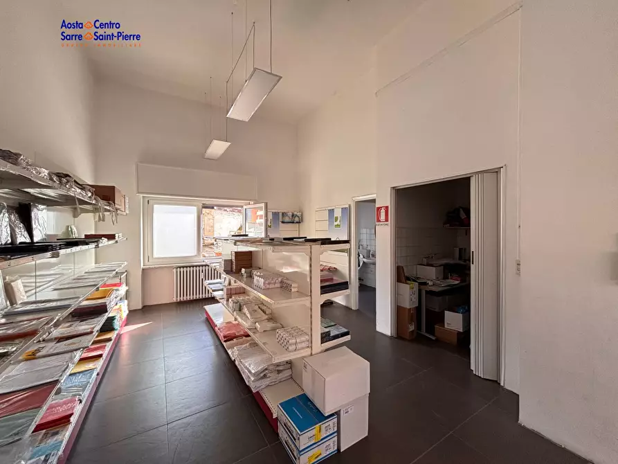 Immagine 7 di Locale commerciale in affitto  in Corso Battaglione a Aosta