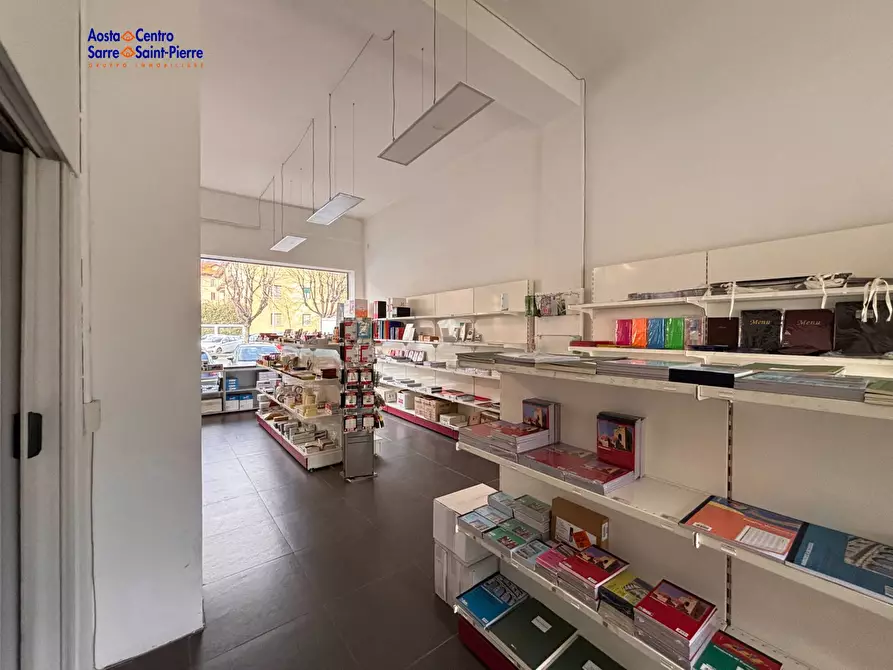 Immagine 12 di Locale commerciale in affitto  in Corso Battaglione a Aosta