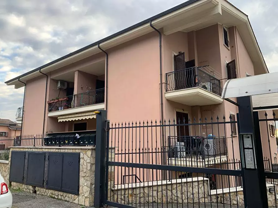 Immagine 3 di Appartamento in vendita  in Via Rismondi a Marcellina