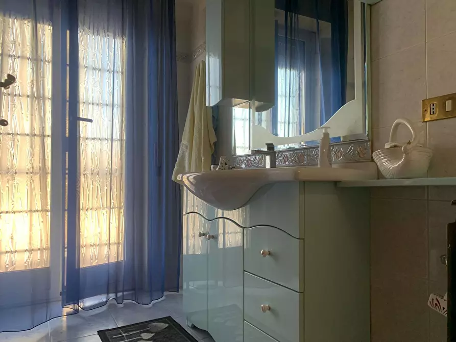 Immagine 20 di Appartamento in vendita  in via Francesco Guerrazzi a Guidonia Montecelio