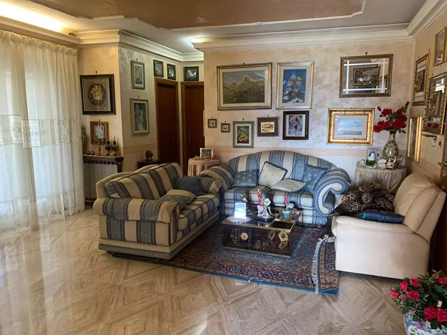 Immagine 5 di Appartamento in vendita  in via Francesco Guerrazzi a Guidonia Montecelio