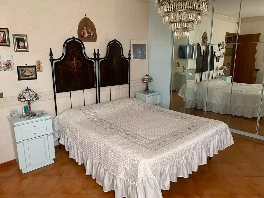 Immagine 15 di Appartamento in vendita  in via Francesco Guerrazzi a Guidonia Montecelio