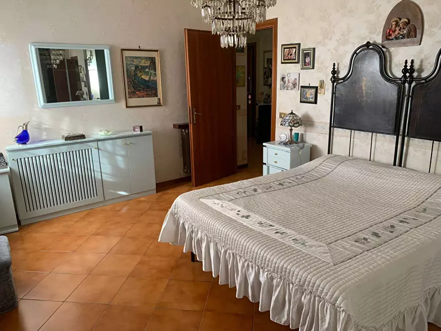 Immagine 16 di Appartamento in vendita  in via Francesco Guerrazzi a Guidonia Montecelio