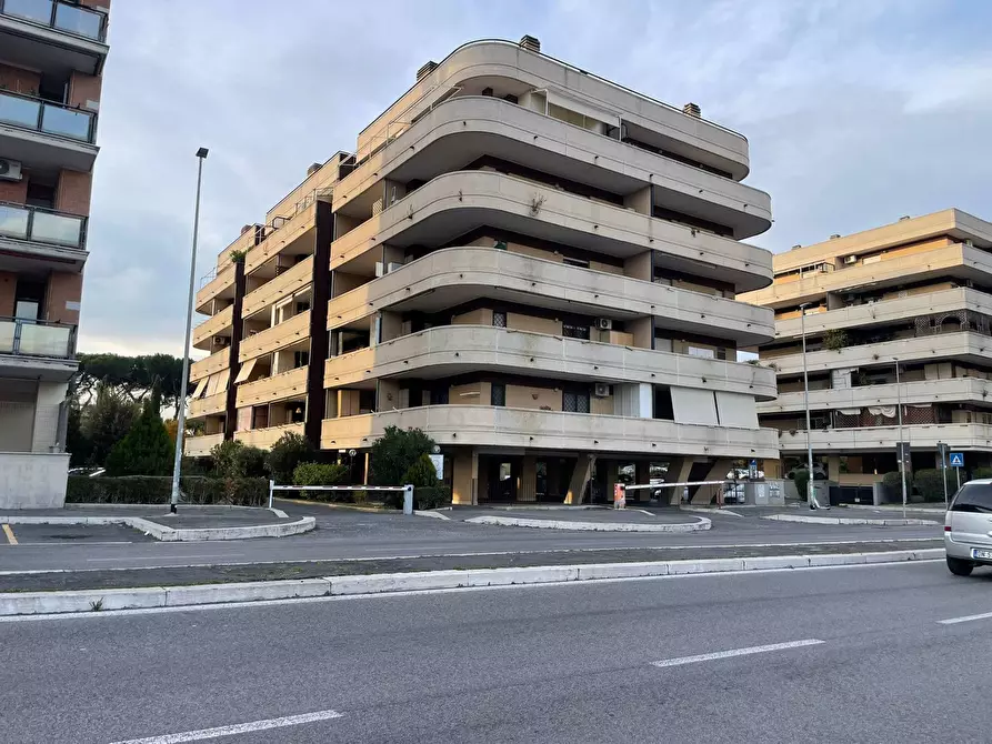 Immagine 6 di Appartamento in vendita  in Via Raoul Chiodelli a Roma
