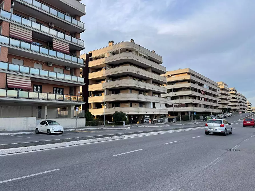 Immagine 8 di Appartamento in vendita  in Via Raoul Chiodelli a Roma