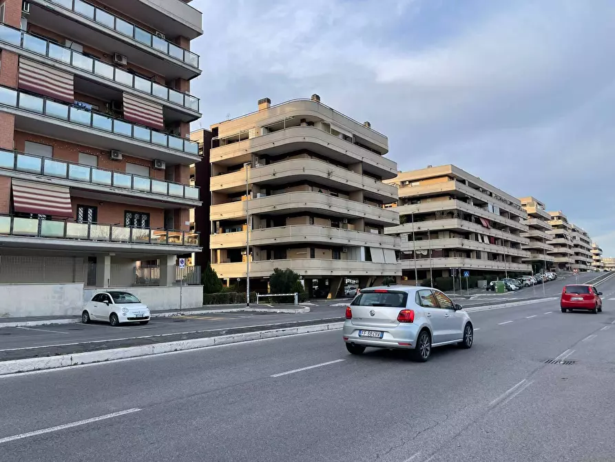 Immagine 9 di Appartamento in vendita  in Via Raoul Chiodelli a Roma