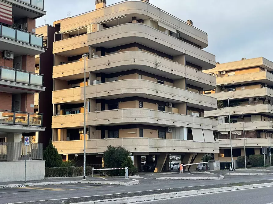 Immagine 12 di Appartamento in vendita  in Via Raoul Chiodelli a Roma