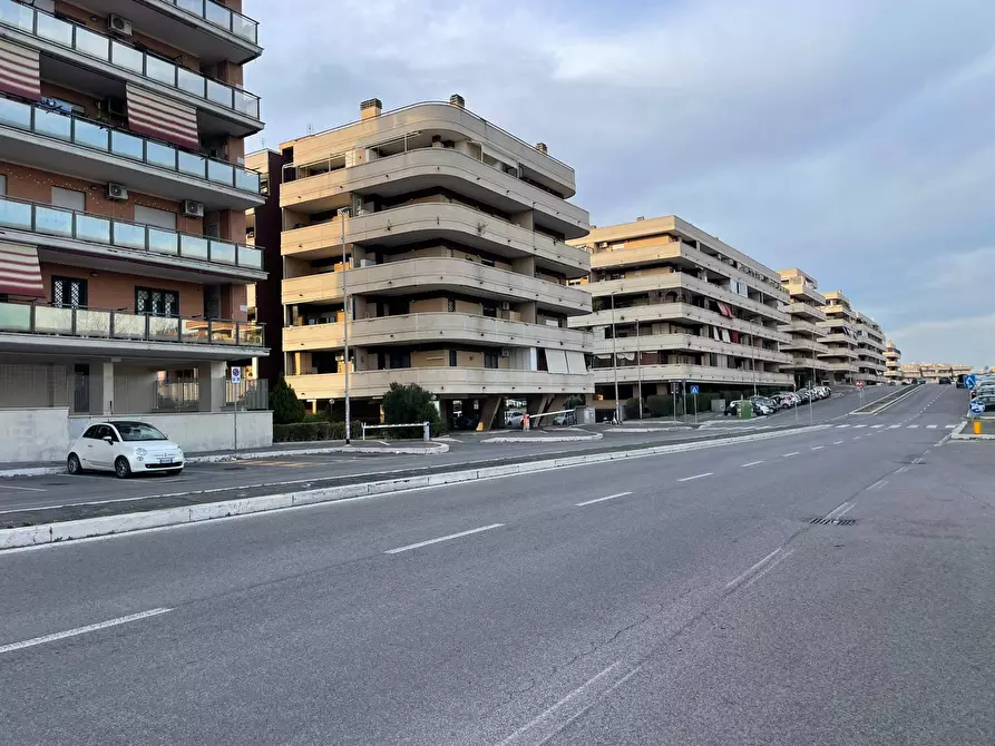 Immagine 14 di Appartamento in vendita  in Via Raoul Chiodelli a Roma