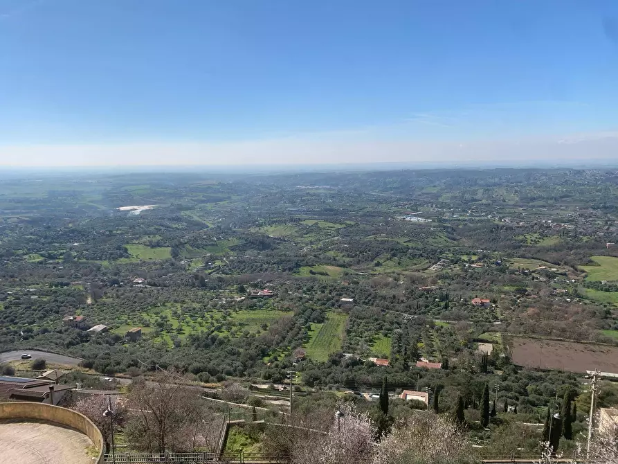 Immagine 15 di Appartamento in vendita  in Via Alessandro Pierdominici a Sant'angelo Romano