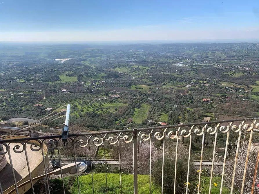 Immagine 16 di Appartamento in vendita  in Via Alessandro Pierdominici a Sant'angelo Romano