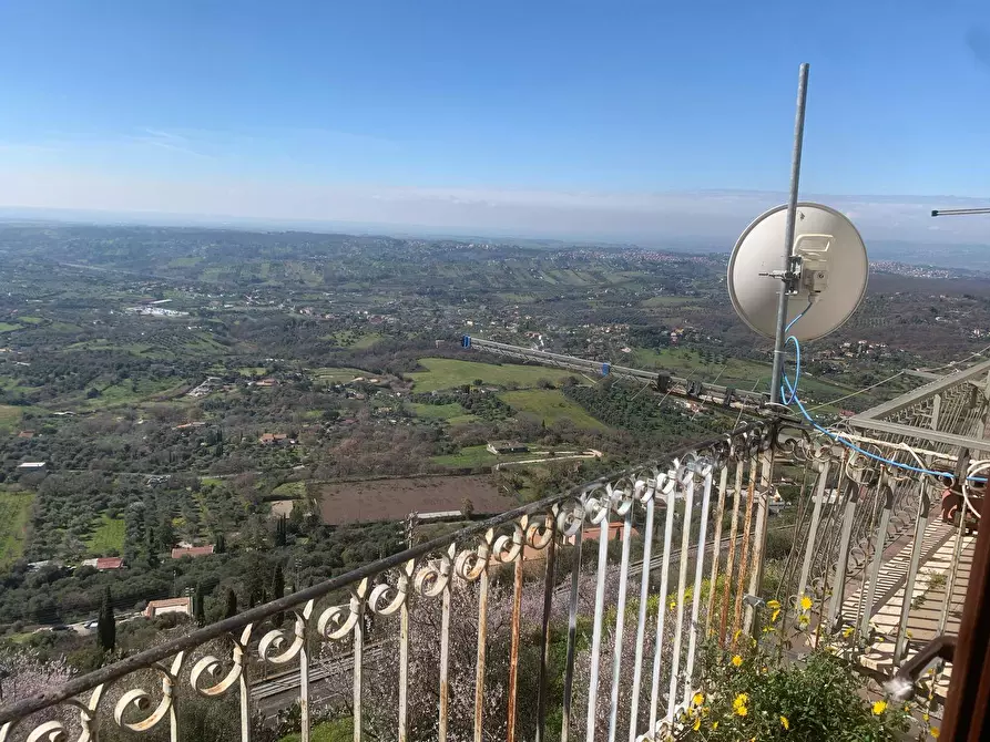 Immagine 17 di Appartamento in vendita  in Via Alessandro Pierdominici a Sant'angelo Romano