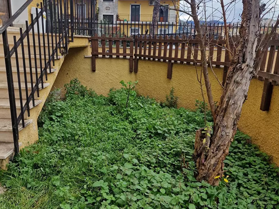 Immagine 23 di Appartamento in vendita  in Via G. Garibaldi a Guidonia Montecelio