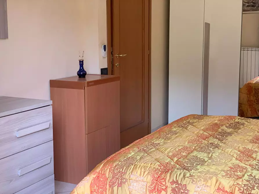 Immagine 14 di Villa in vendita  in Via Bernini a Guidonia Montecelio