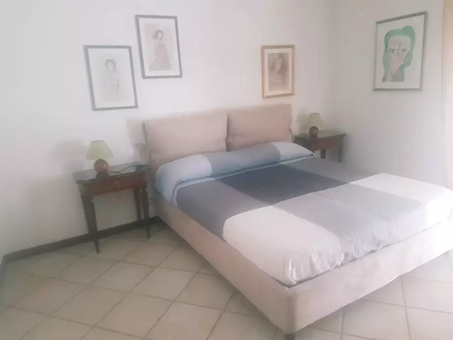 Immagine 12 di Appartamento in affitto  in ViA CAVALLOTTI a Viareggio