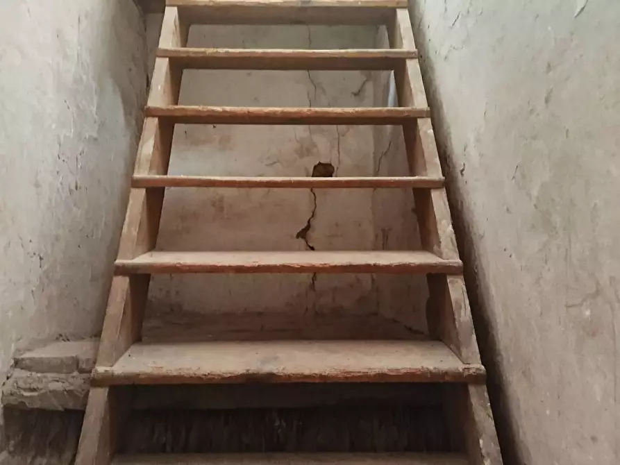 Immagine 8 di Casa indipendente in vendita  in pontegrande a Calci