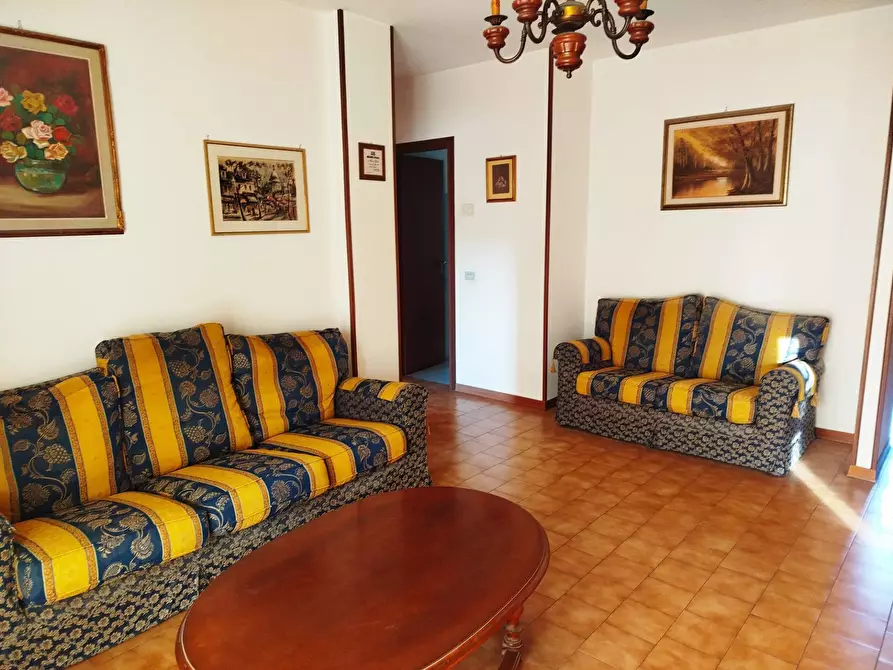 Immagine 2 di Appartamento in vendita  in via masaccio a San Giuliano Terme