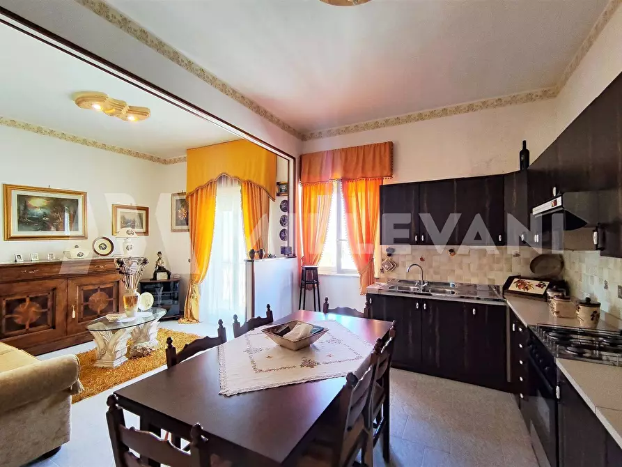 Immagine 1 di Appartamento in vendita  in Via Abete a Scicli
