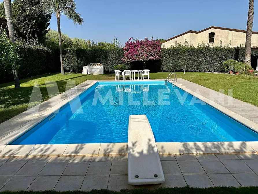 Immagine 27 di Villa in vendita  in Via T. Giorgio Nuvolari a Scicli