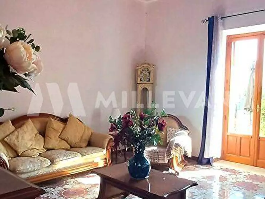 Immagine 9 di Villa in vendita  a Modica