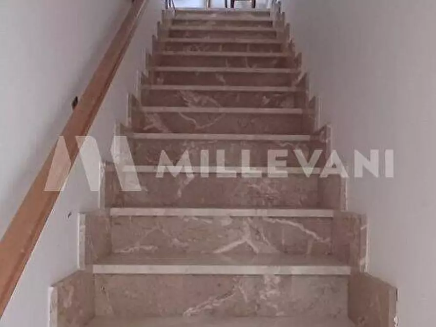 Immagine 12 di Villa in vendita  a Modica