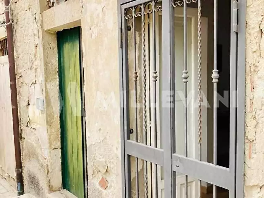 Immagine 20 di Casa indipendente in vendita  in Via Cartellone a Modica