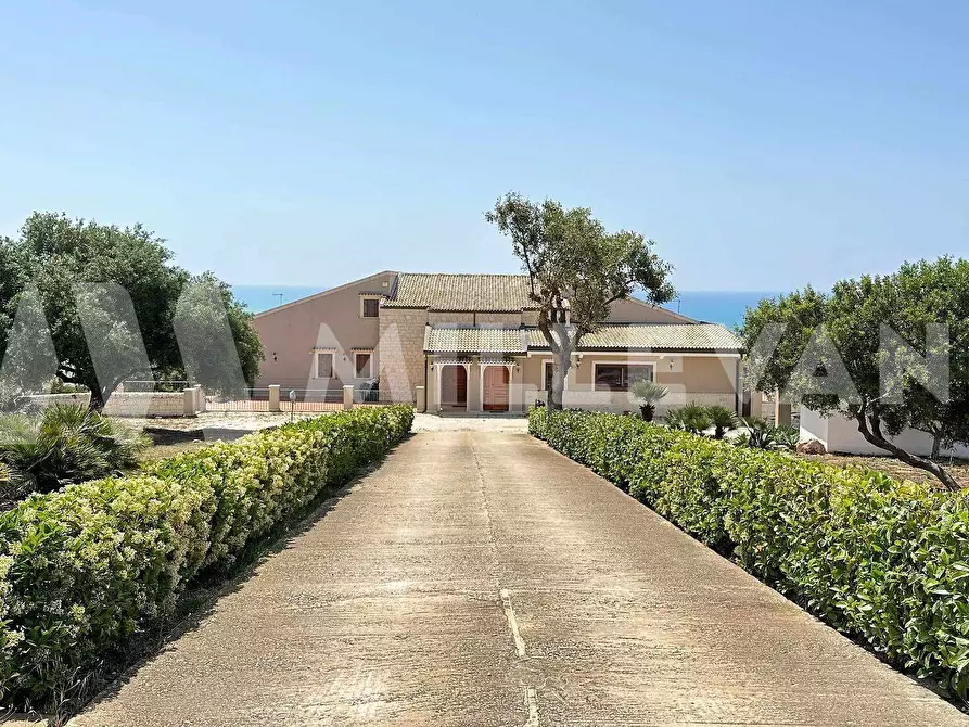 Immagine 3 di Villa in vendita  in SC Fontana Nuova a Ragusa