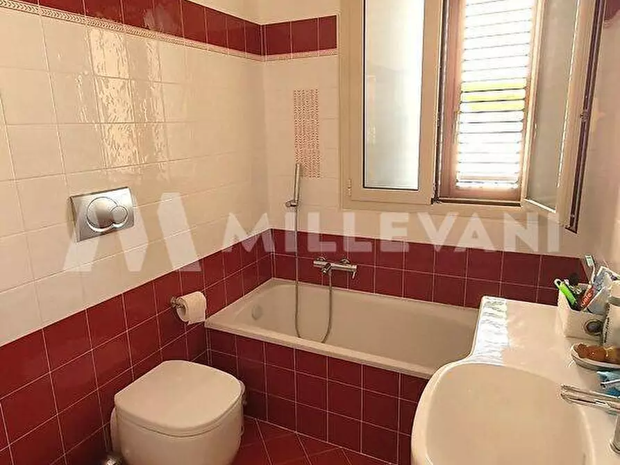 Immagine 12 di Appartamento in vendita  in via La Valletta a Pozzallo