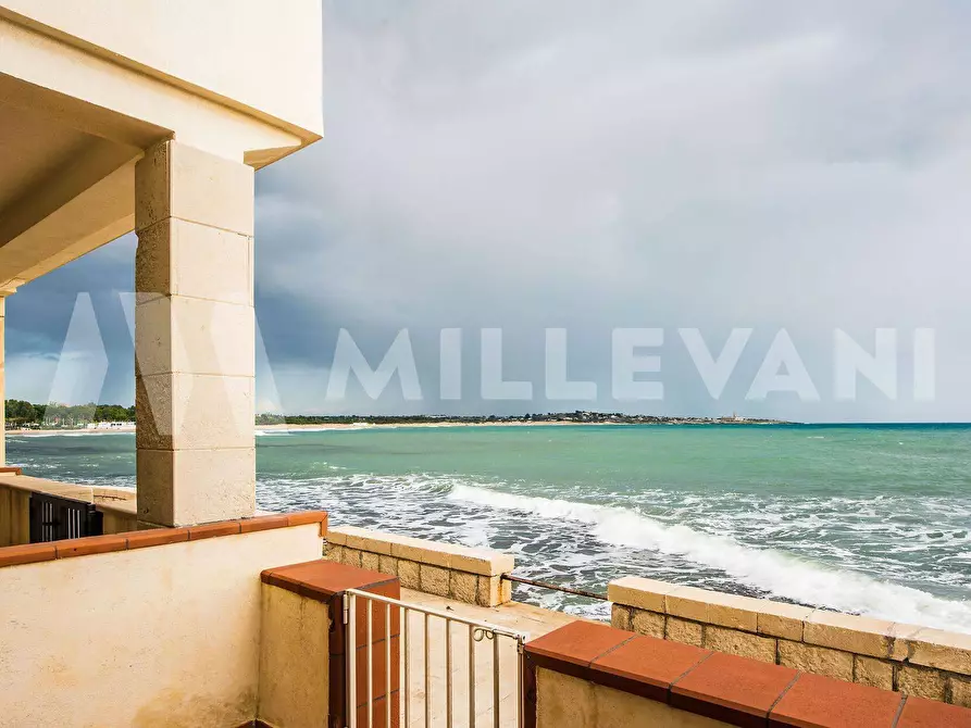 Immagine 3 di Casa indipendente in vendita  in Via Miramare a Scicli