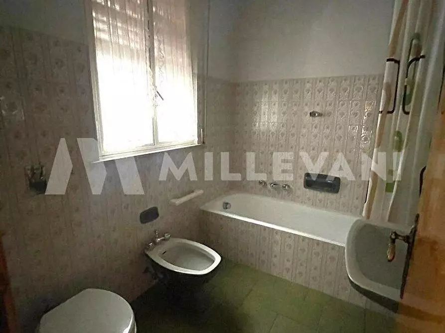 Immagine 9 di Appartamento in vendita  in Via F. Ingrassia 31 a Ragusa