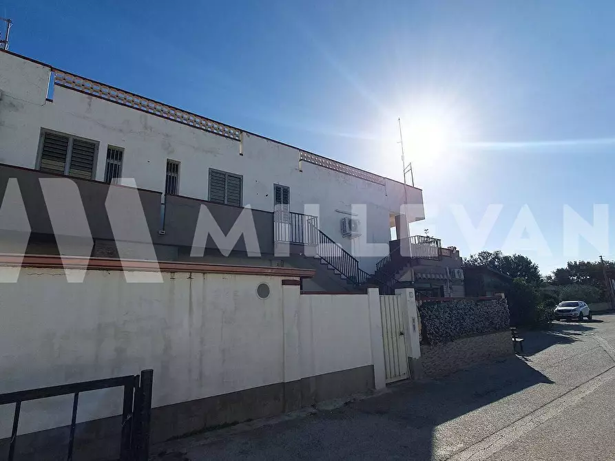 Immagine 11 di Locale commerciale in vendita  in Via del Frassino a Ispica