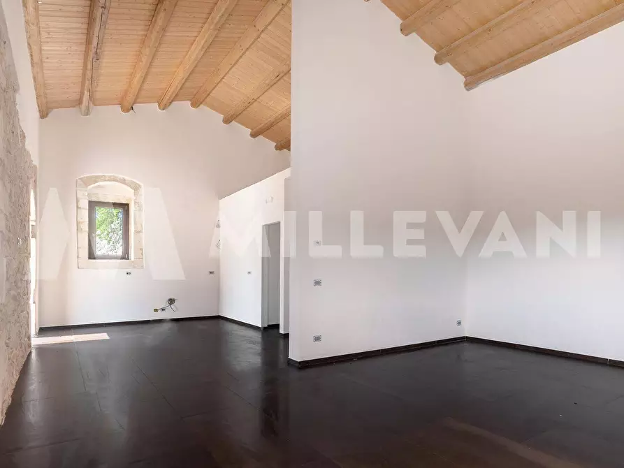 Immagine 8 di Rustico / casale in vendita  a Ragusa