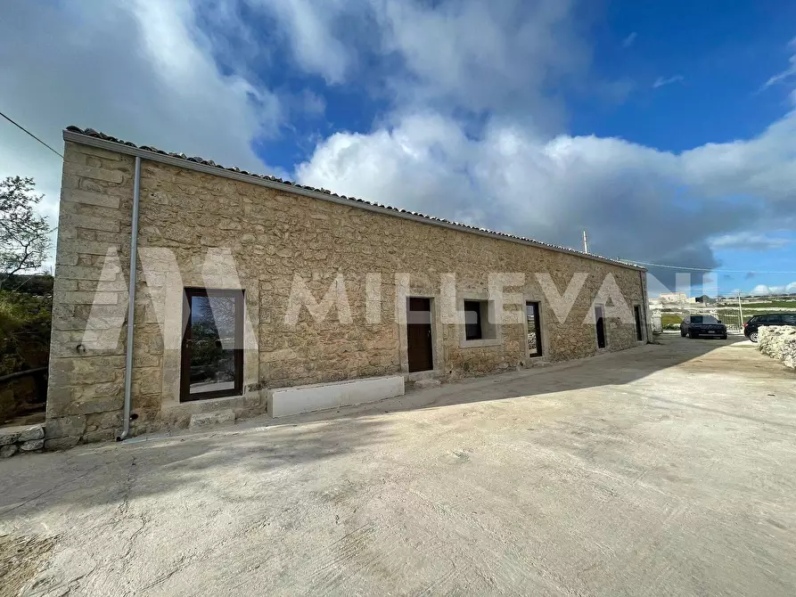 Immagine 20 di Rustico / casale in vendita  a Ragusa